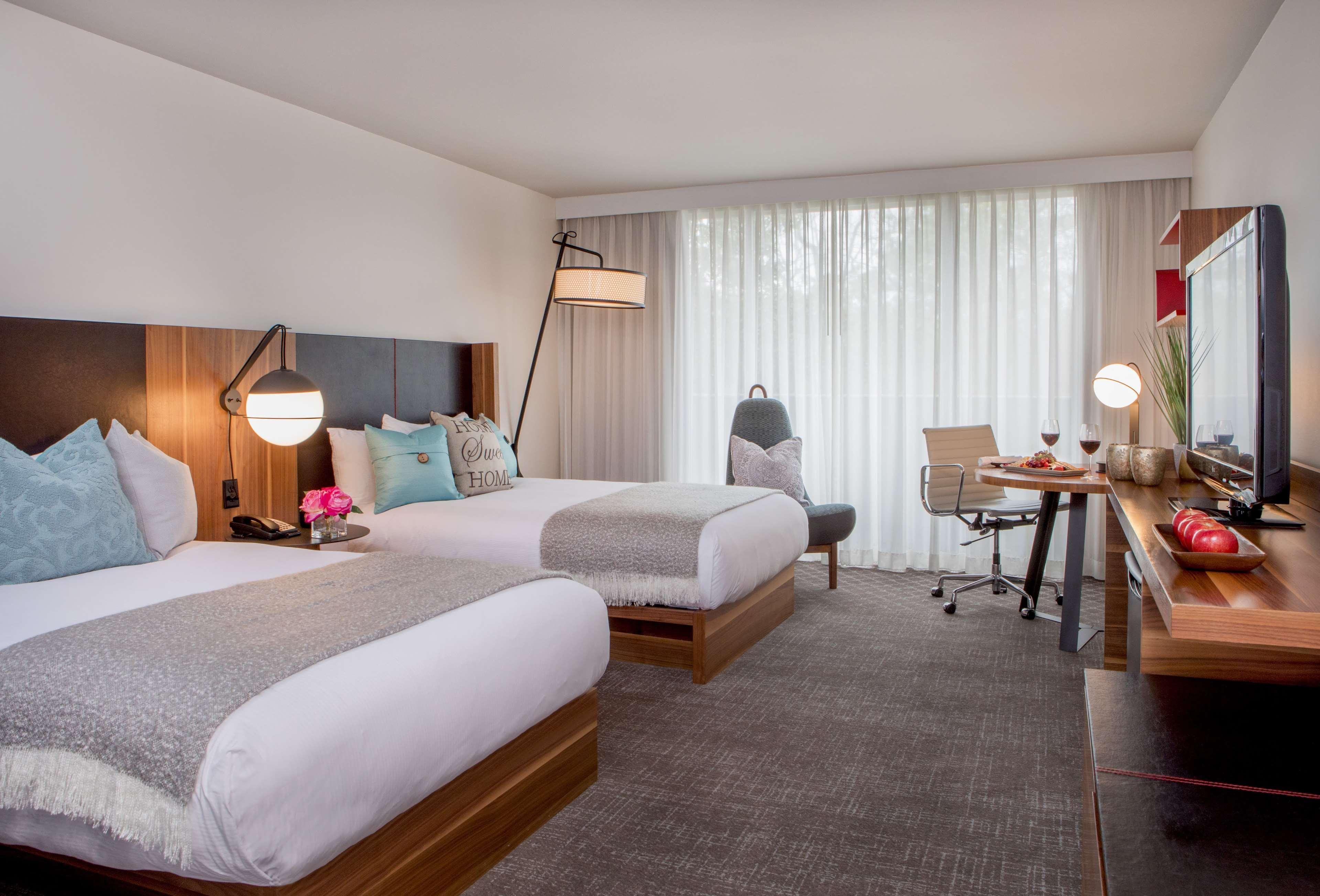 Hotel Doubletree By Hilton Atlanta Windy Hill Ballpark 3*