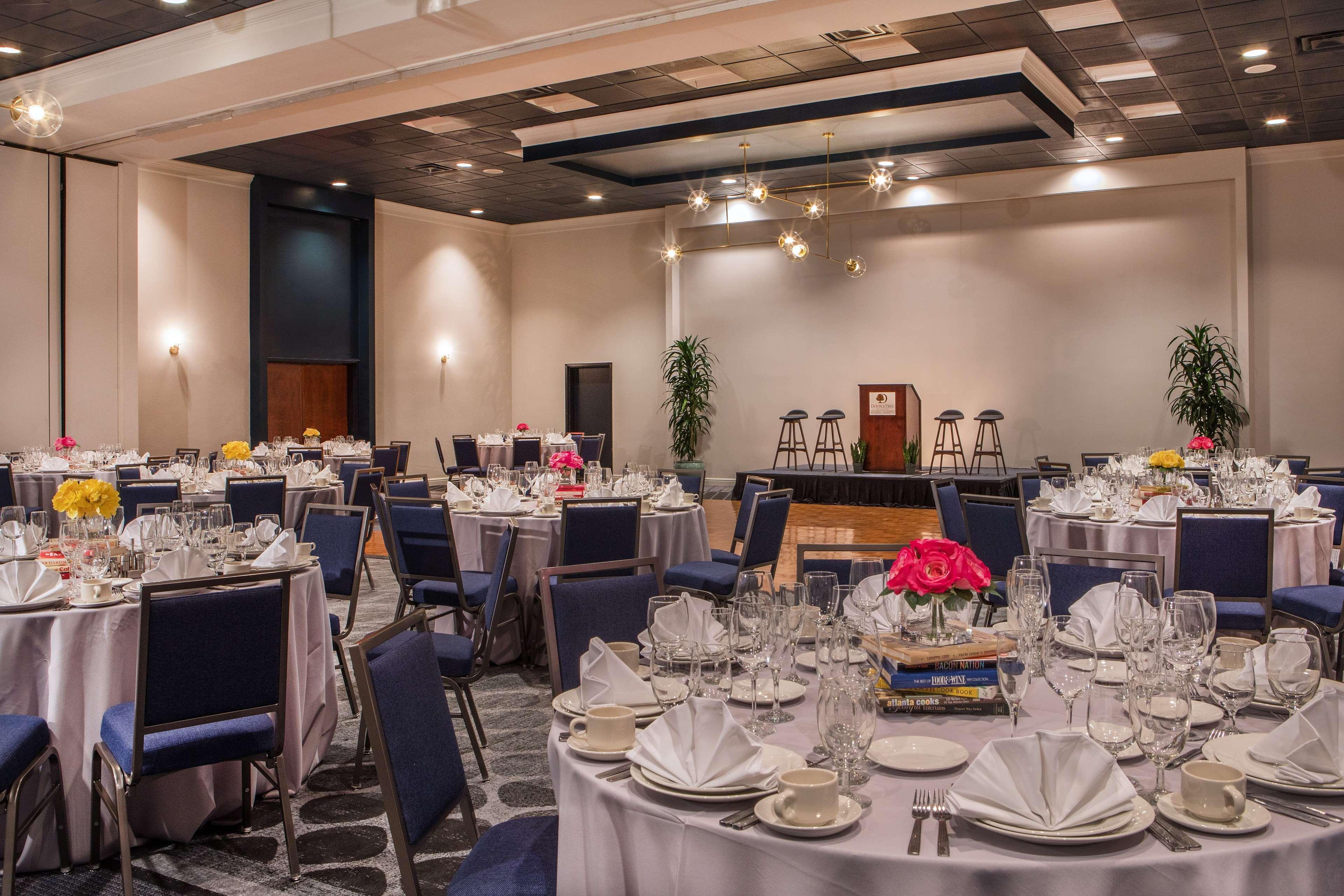 Hotel Doubletree By Hilton Atlanta Windy Hill Ballpark 3*