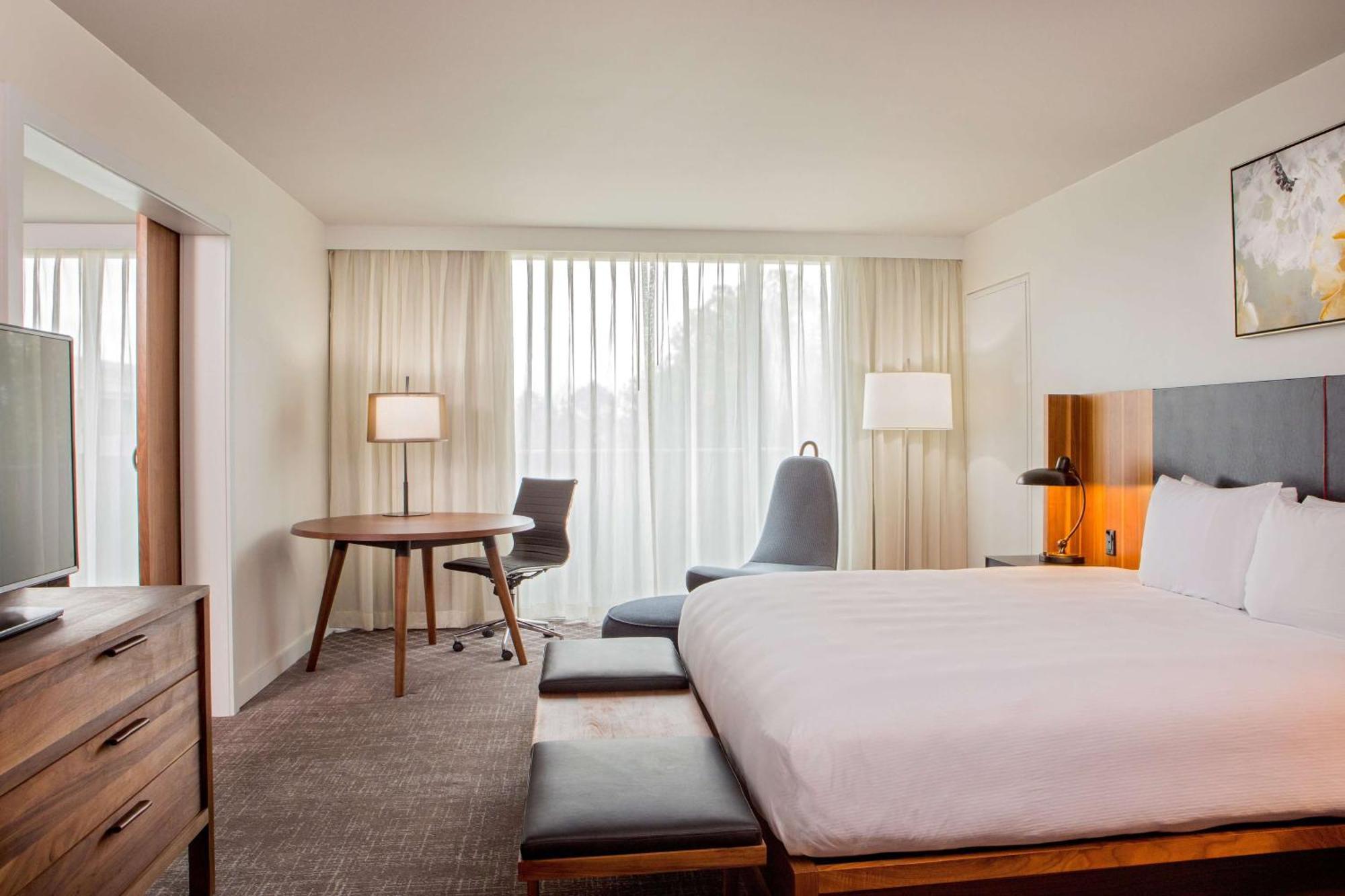 Doubletree By Hilton Atlanta Windy Hill Ballpark Hotel Smyrna