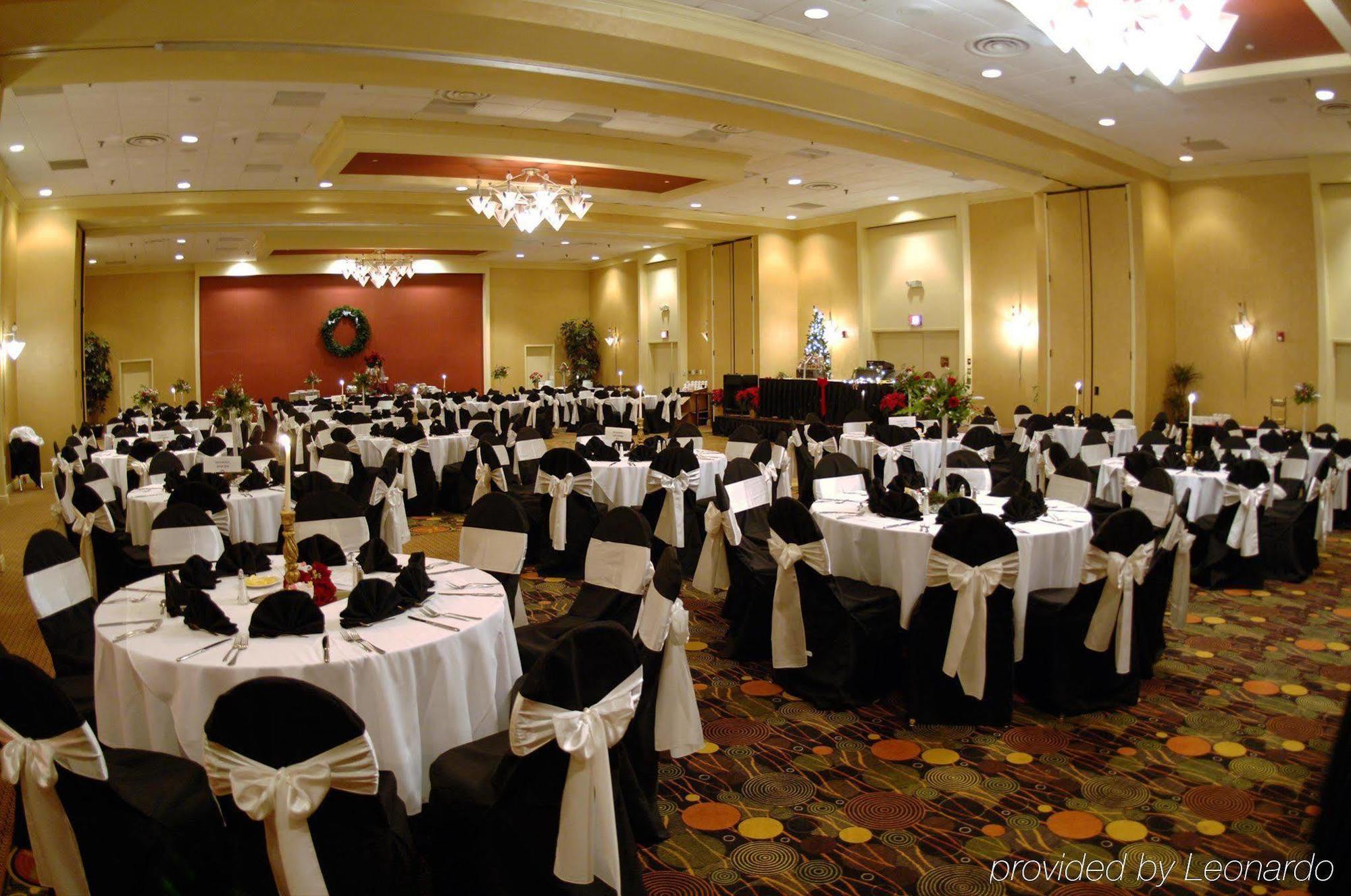 Doubletree By Hilton Atlanta Windy Hill Ballpark Hotel