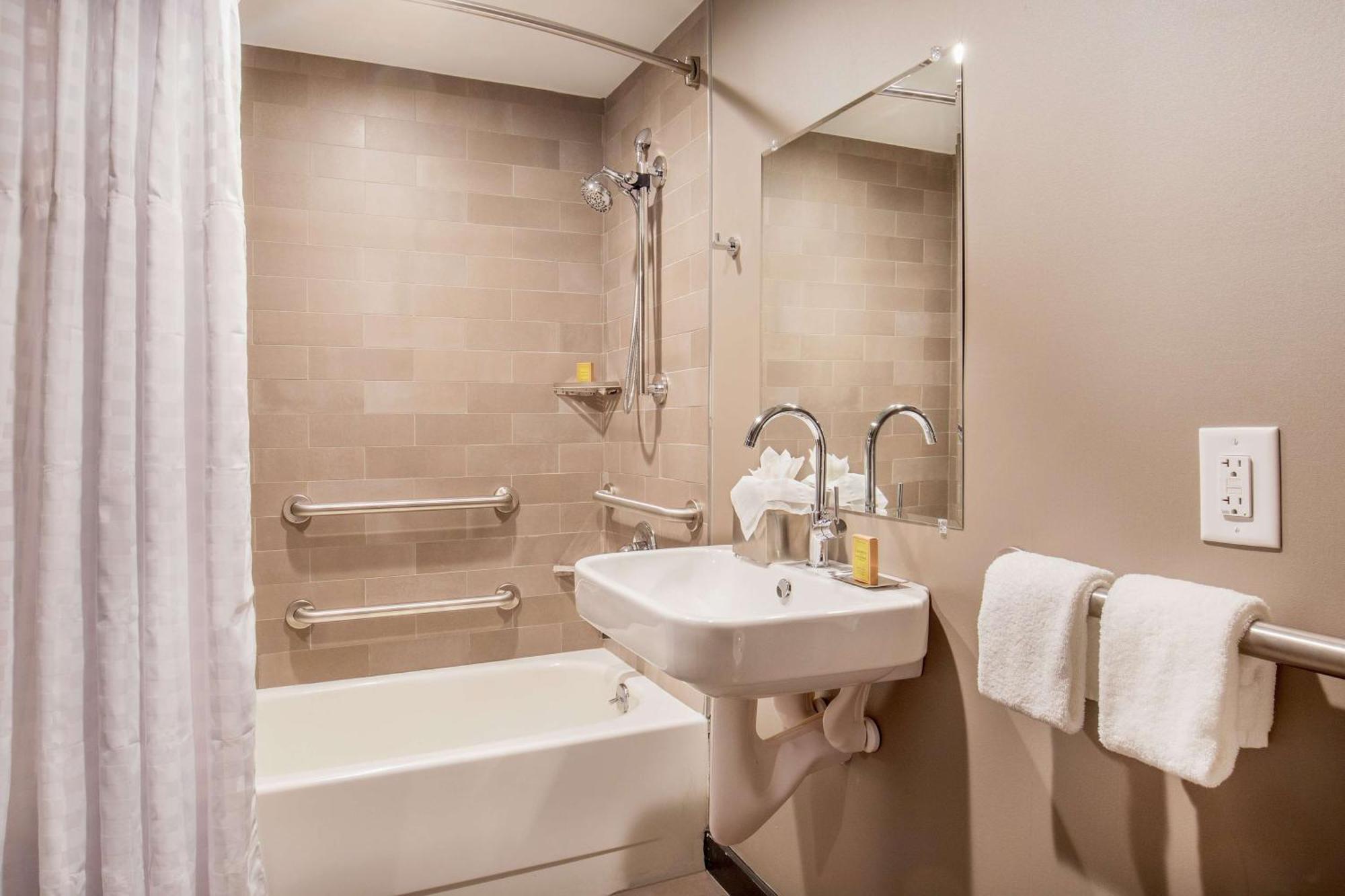 Doubletree By Hilton Atlanta Windy Hill Ballpark 3* Smyrna
