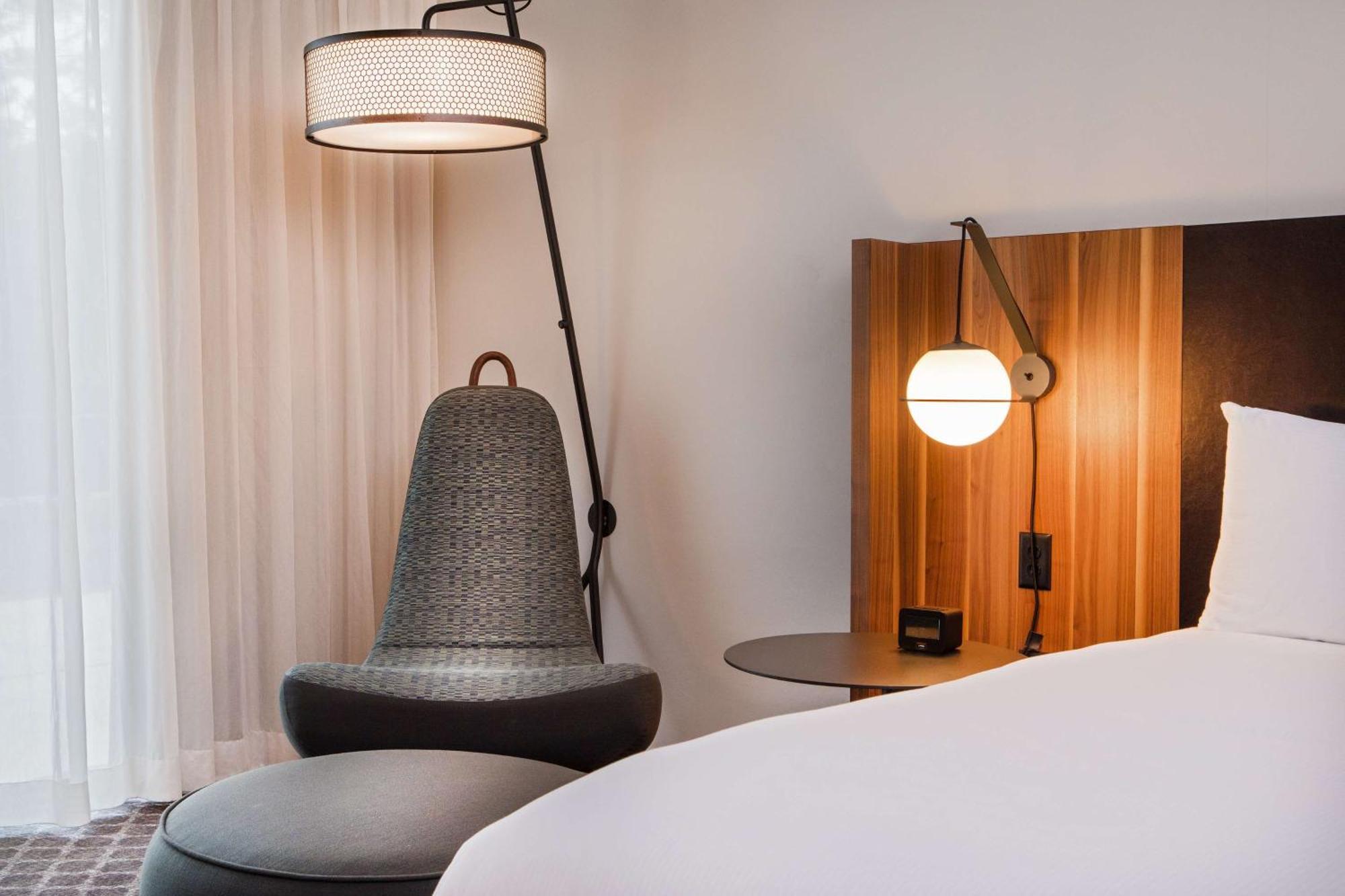 Hotel Doubletree By Hilton Atlanta Windy Hill Ballpark 3*